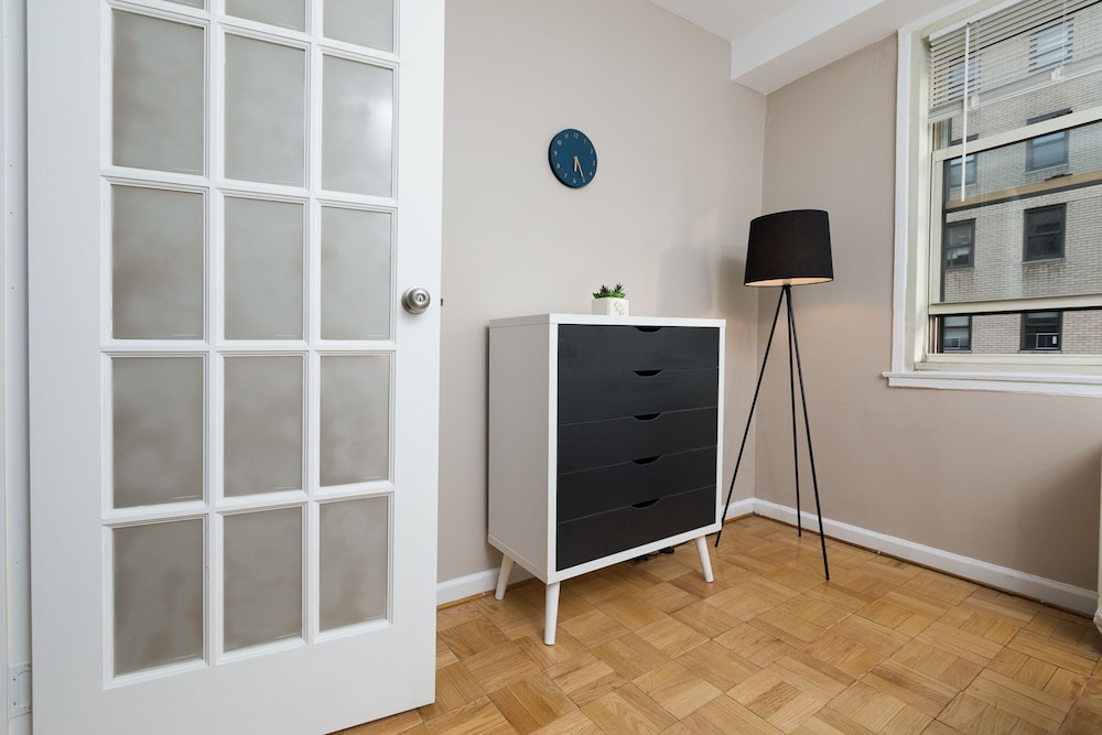 Lovely 1 Bedroom New York Apartment