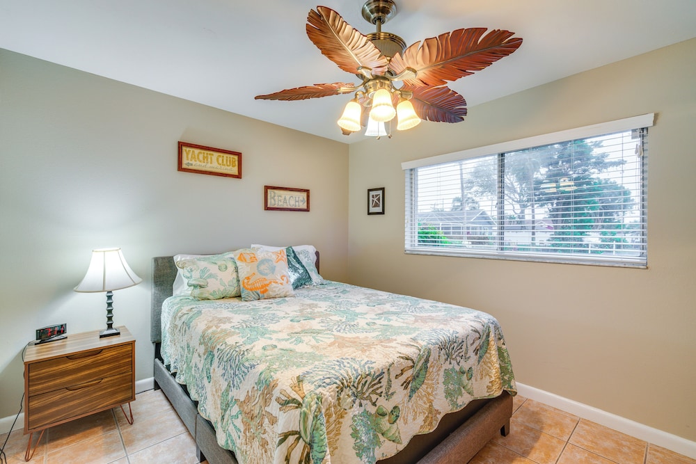 Dock & Dolphin Sightings! Cape Coral Family Escape