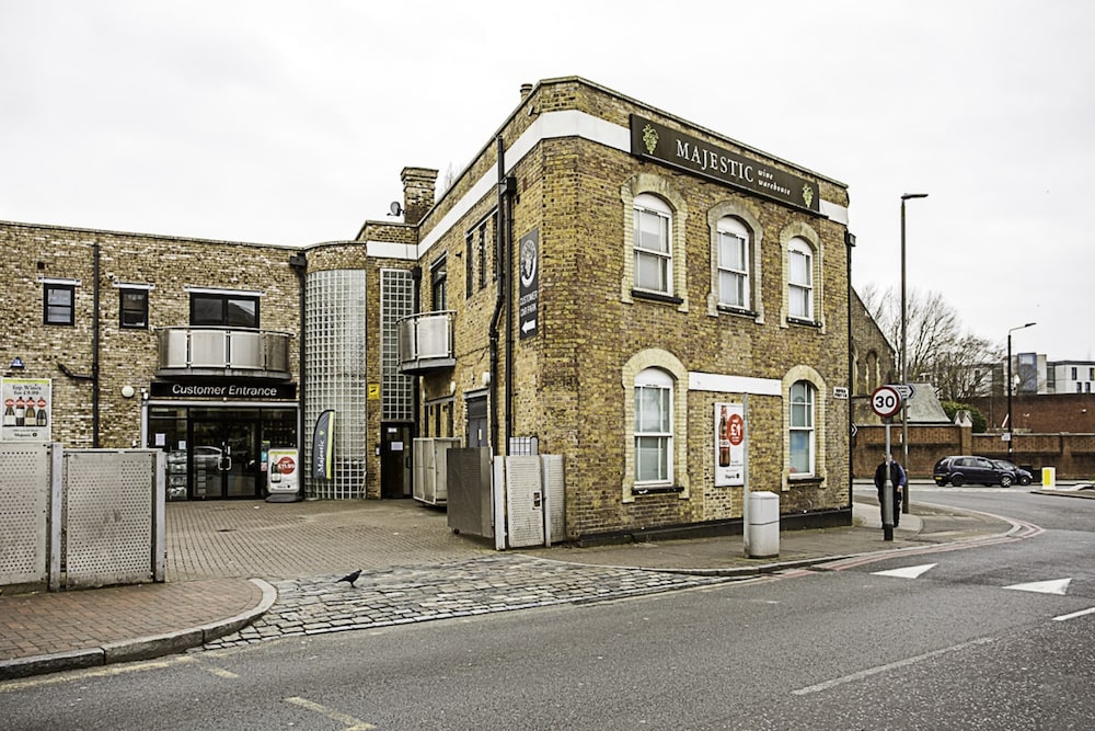 Gorgeous Roehampton Flat
