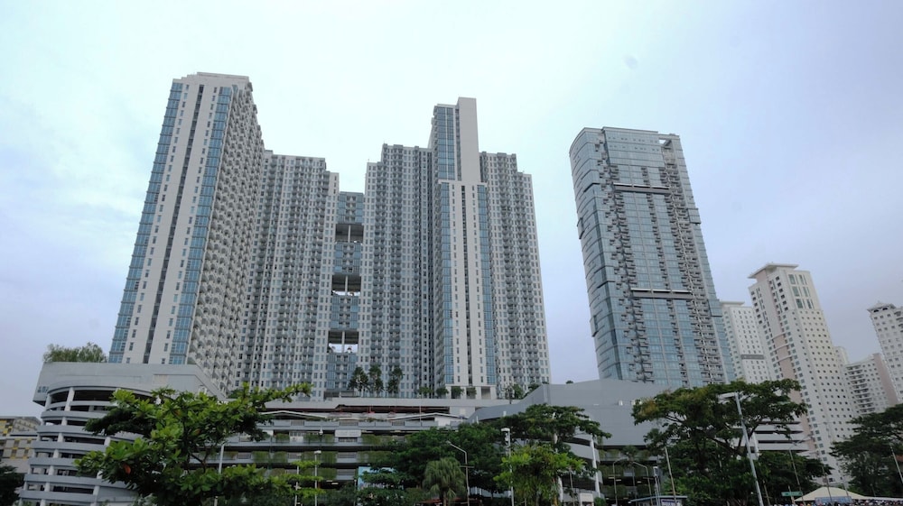 Simple And Homey 2Br At Benson Supermall Mansion Apartment