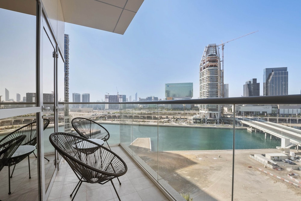 Silkhaus Marina Rise Towers