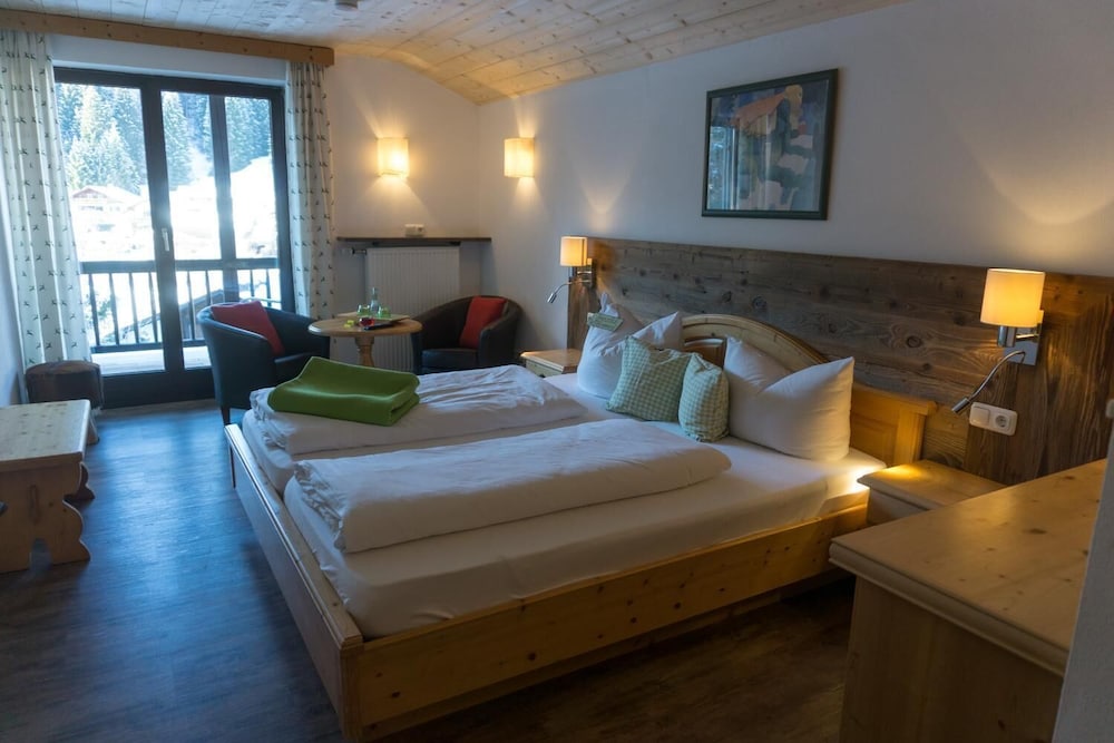 Rusticana view 4