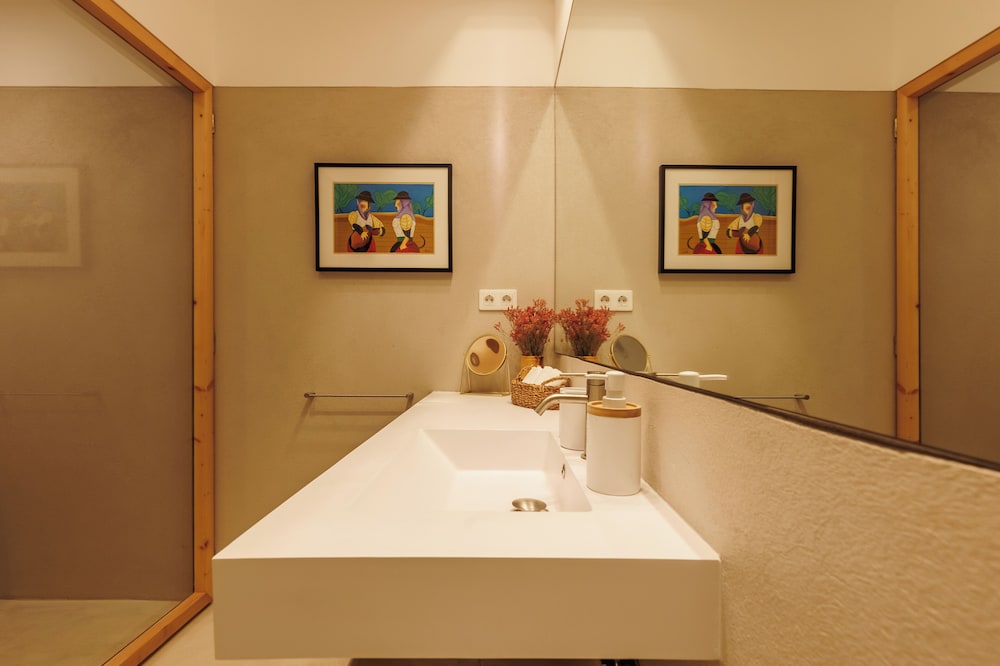 Laranjal Farm House