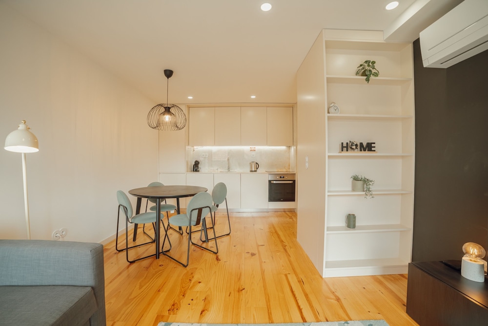 Gaia Premium D Apartment by Vacationy