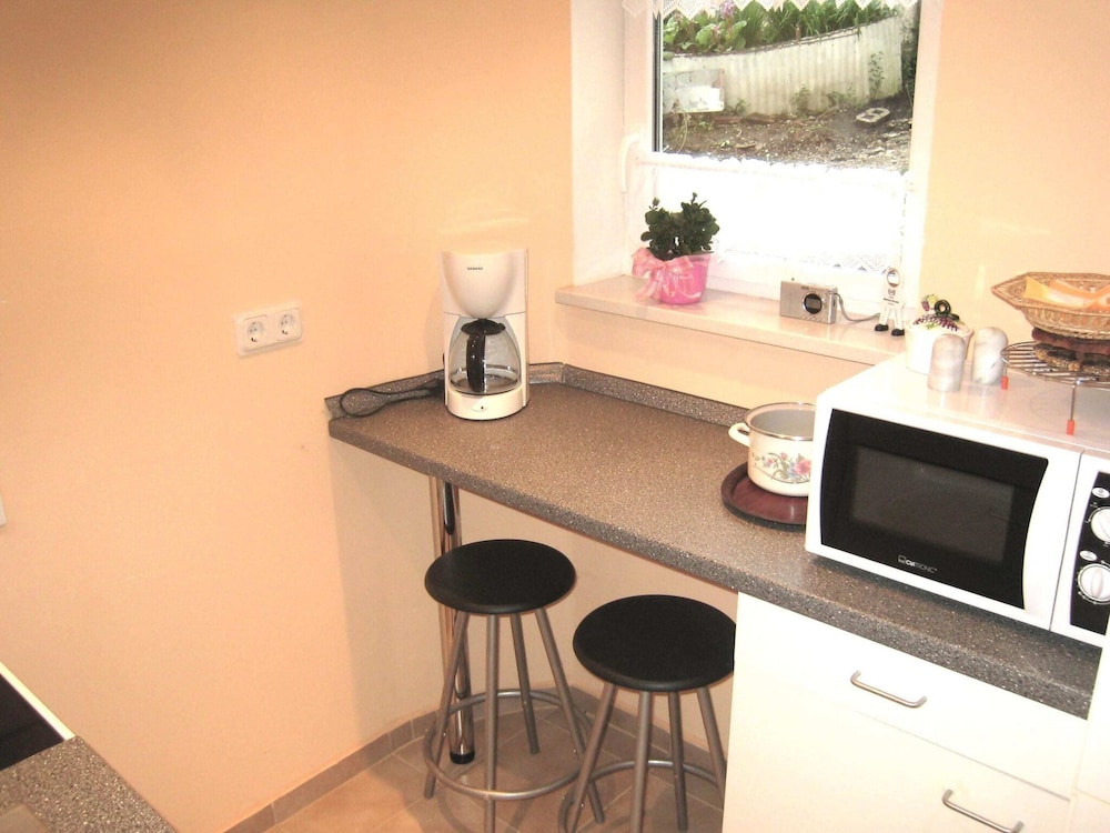 Apartment in Wehlen by Moselle Vineyards view 3