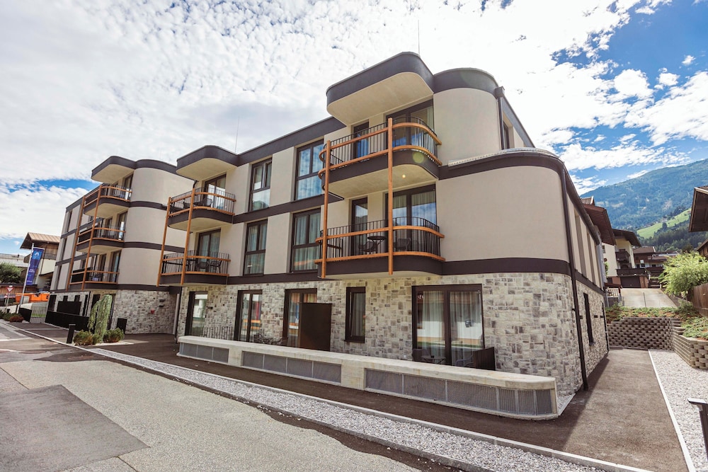 Zillertal Suites Fügen by ALPS RESORTS