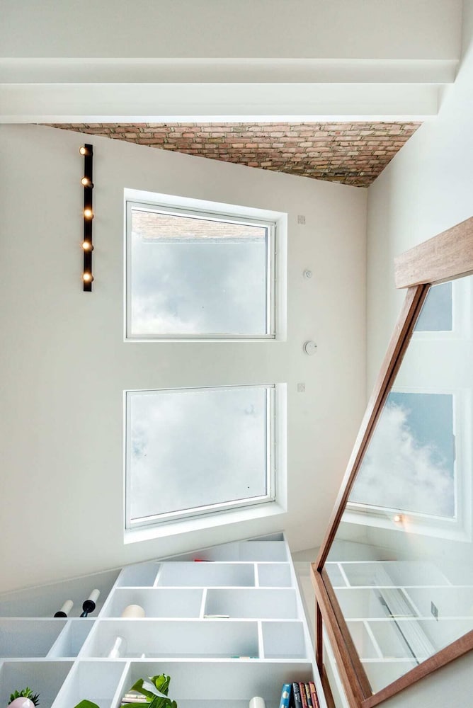 Lillie Road Residence B