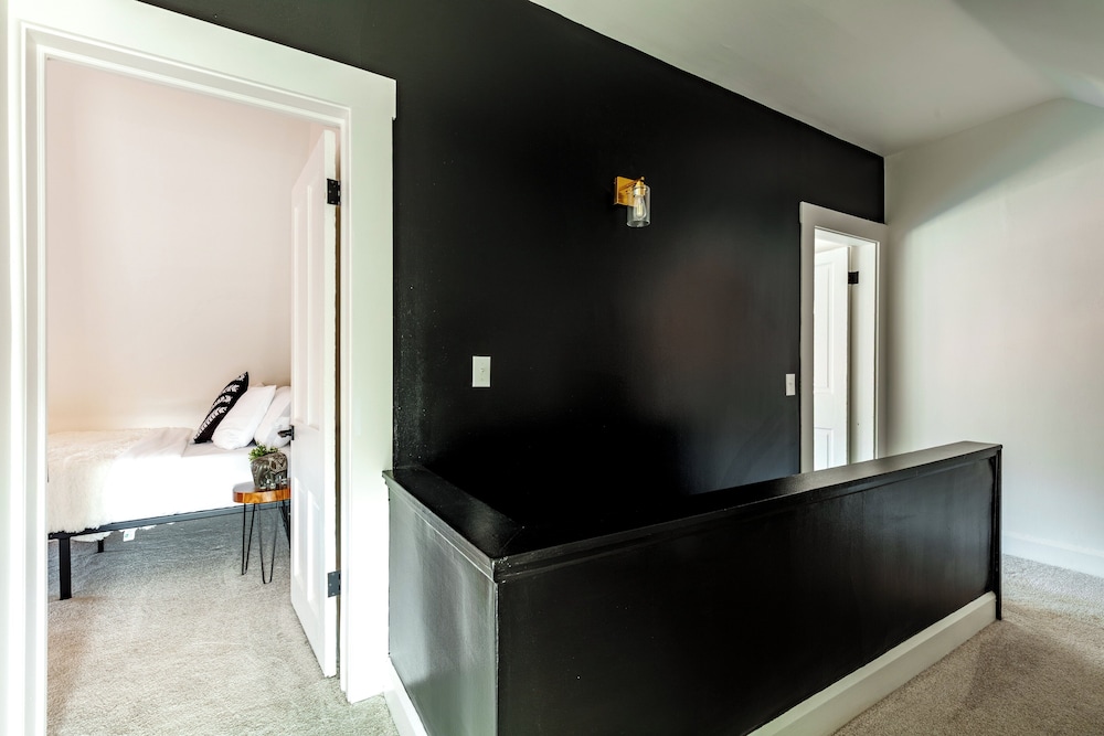 Jungle House Boutique Residences – Downtown Columbus & Short North
