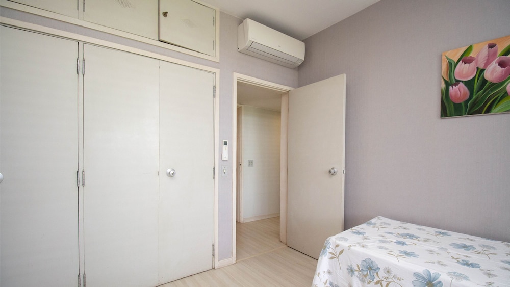 Apto com boa Localiza o Garagem e Ar-condicionado
