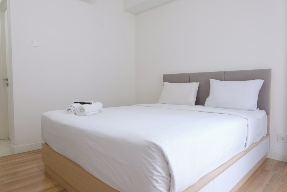 Scenic Studio At Apartment Landmark Residence Bandung
