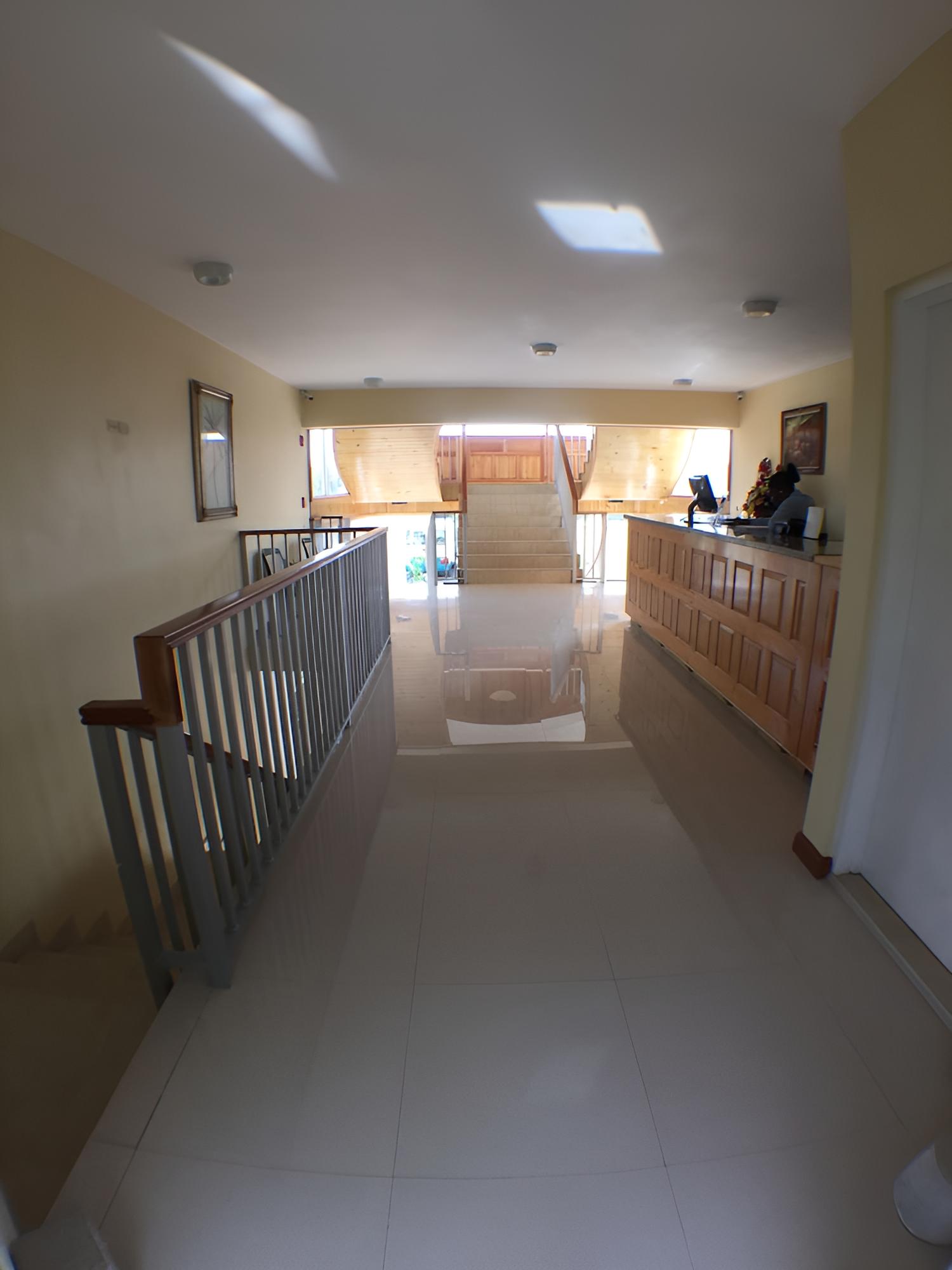 Glistening Waters Hotel — photo 3