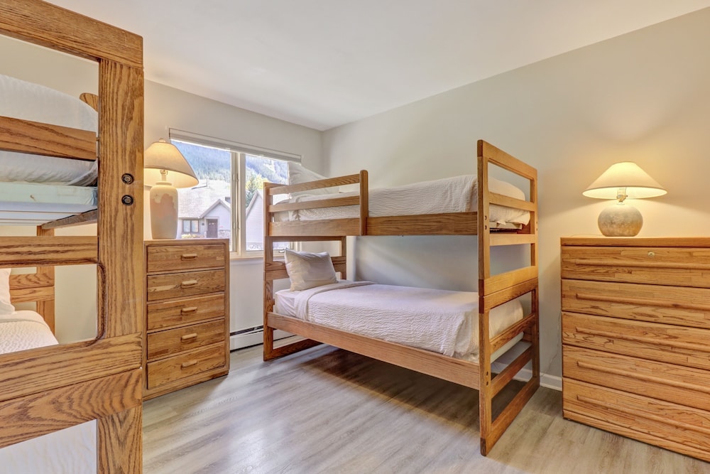 Legends 11 5 Bedroom Townhouse