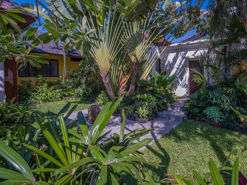 Mandalay Villas