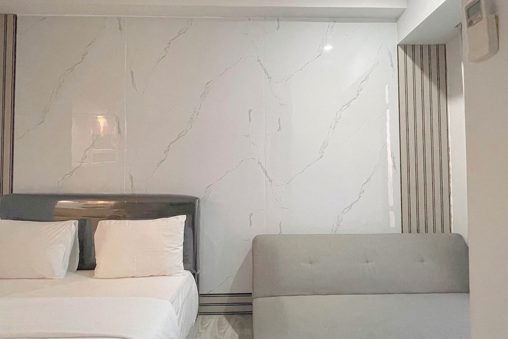 Modern Scandinavian Studio At Delft Ciputra Makassar Apartment