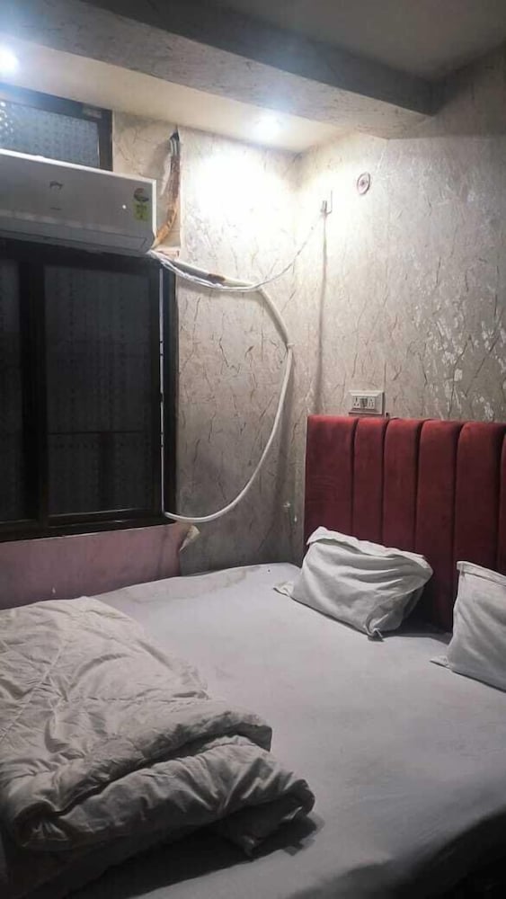 Shlok Homestay