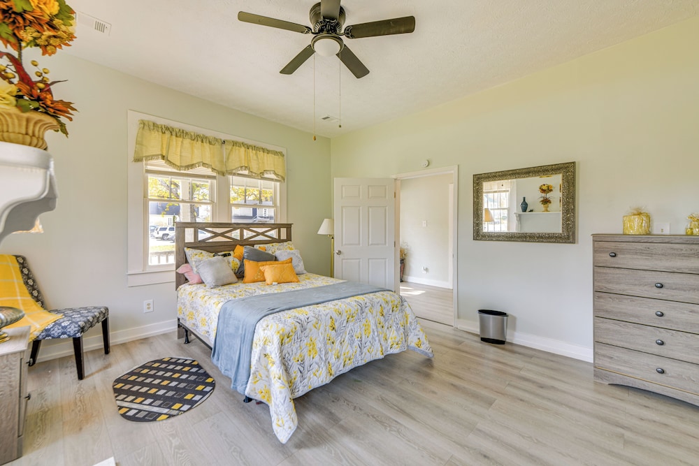 Walk to Riverfront Park: Updated Home in Columbus!