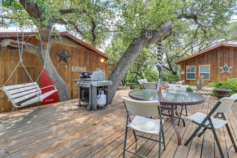 Waterfront Spicewood Home: Deck, Fire Pit Grill - Property Image 6