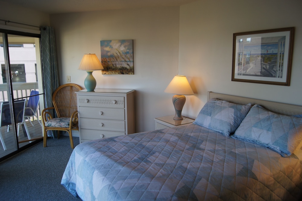 Tilghman Lakes B3 by RedAwning