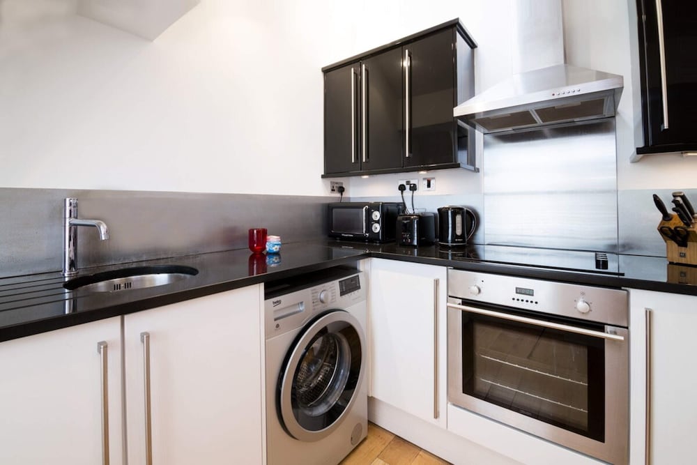 Contemporary 1 Bedroom Flat in Fulham near The Thames