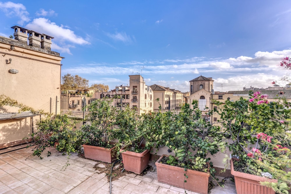 Trastevere Outstanding 4 BR Terraced Apartment photo 2
