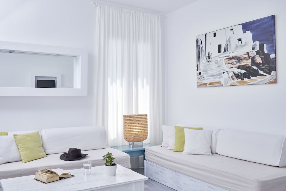 Mykonos Town Suites