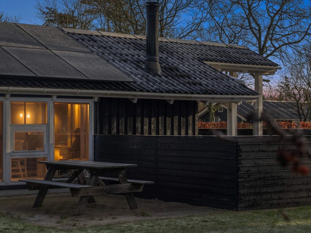 5 Star Holiday Home in Hals