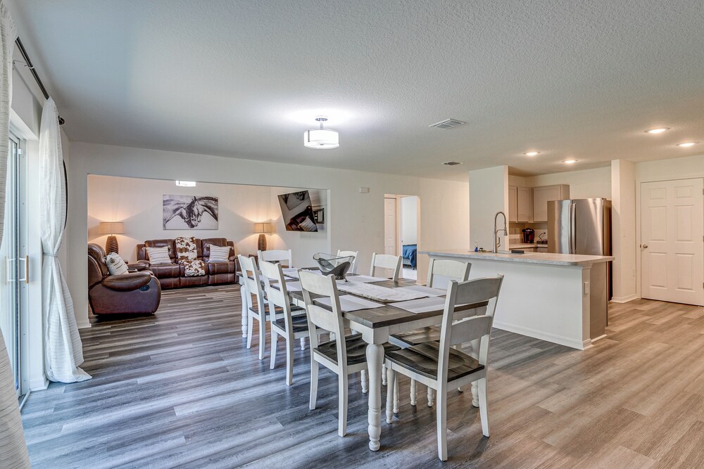 Yard Space & Games: Pet-friendly Ocala Retreat