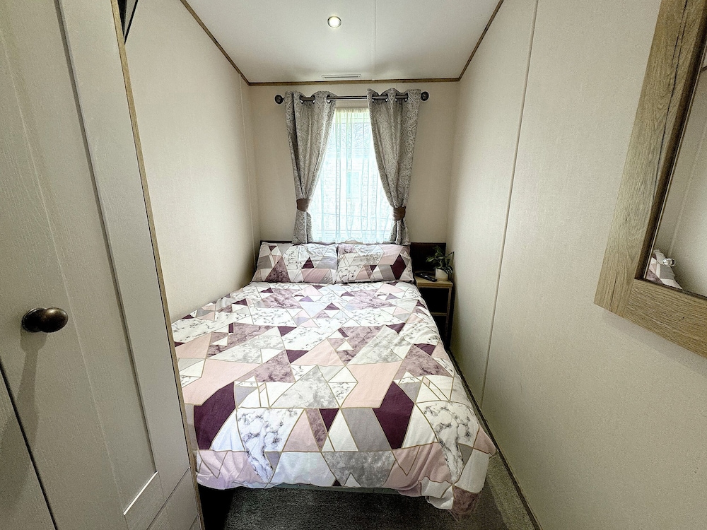 Hopton Lodge Retreat