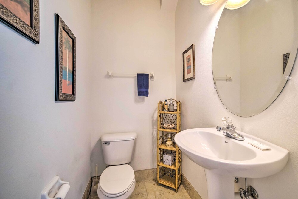 Pet-friendly Homosassa Condo: Walk to River!