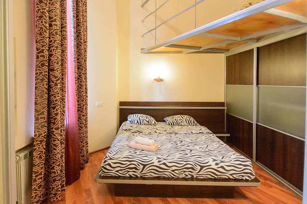 Kiev Accommodation Hotel Service