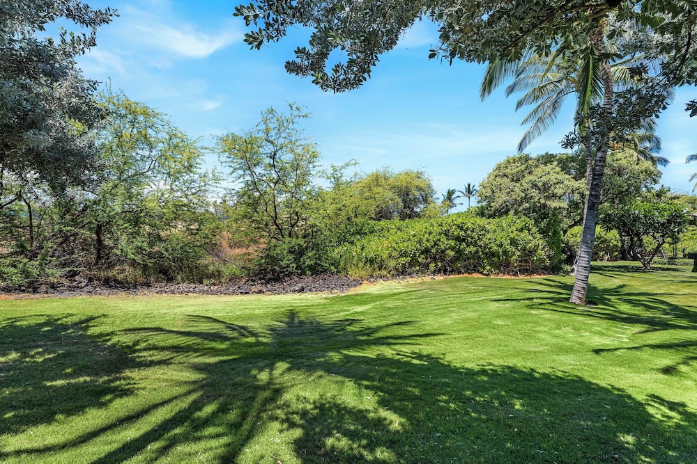 Beautiful Townhome - Great Location & Amenities - Vrkcv
