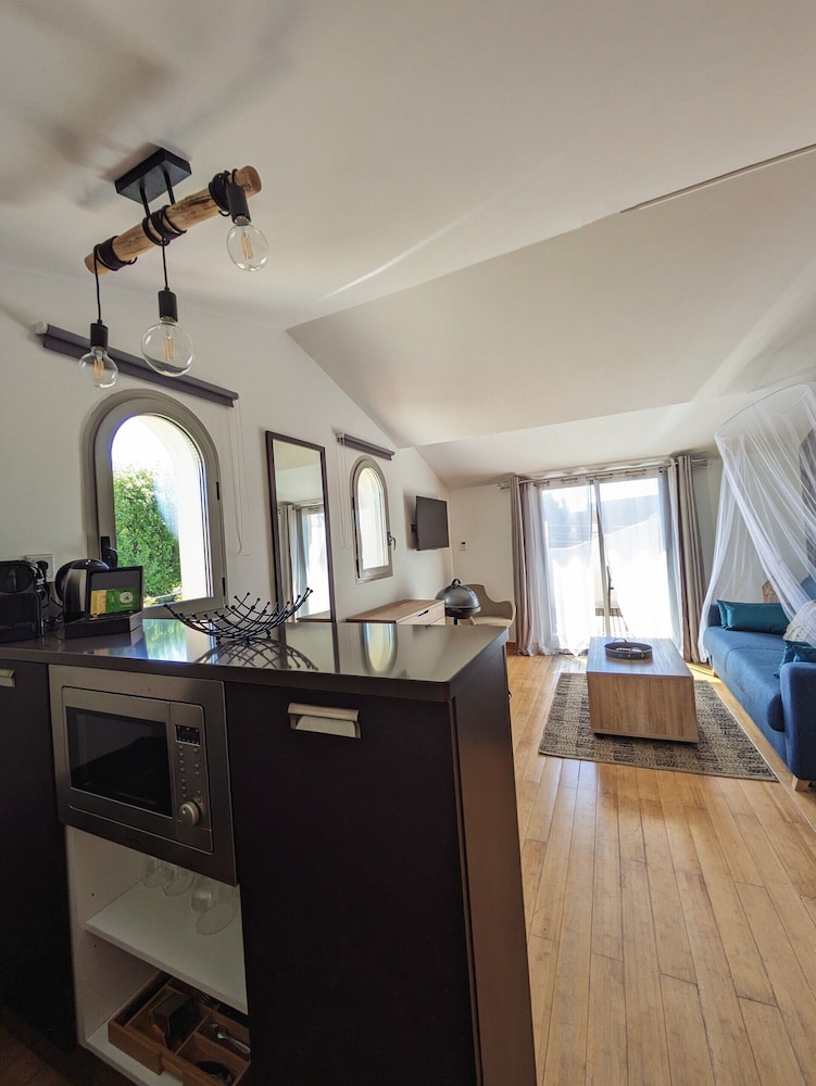 Top Floor Studio Le Nid d’Amour Mandara Beach