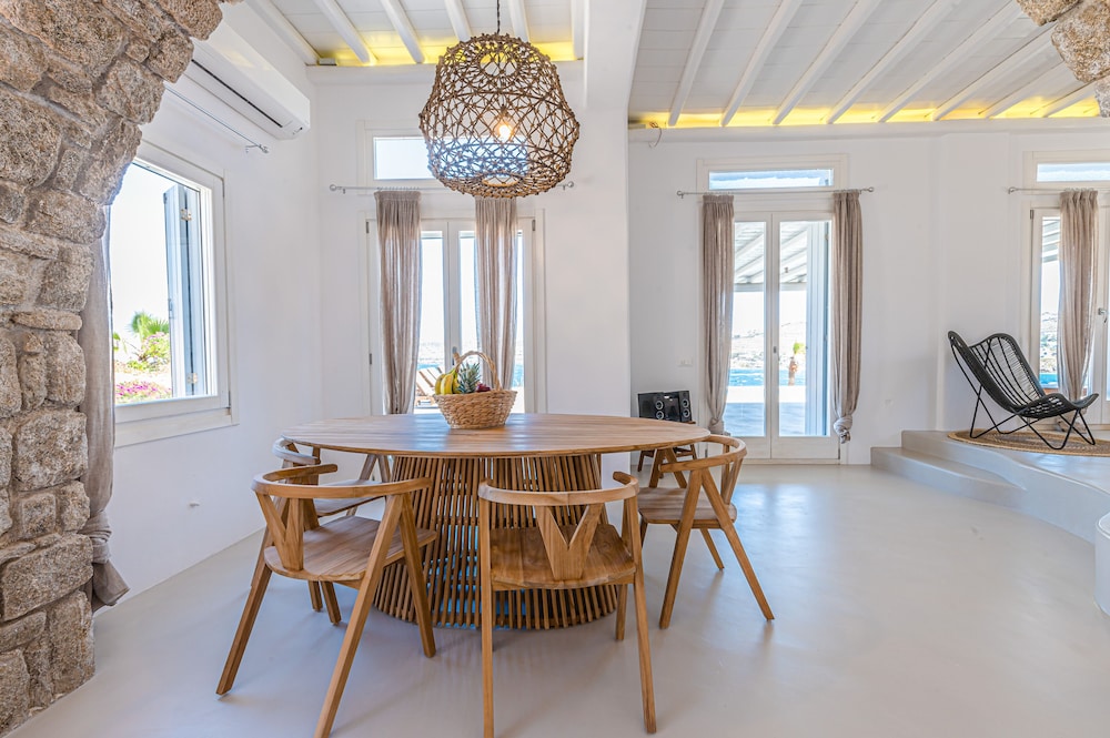 Carpe Diem Villas Mykonos - Heated Pool