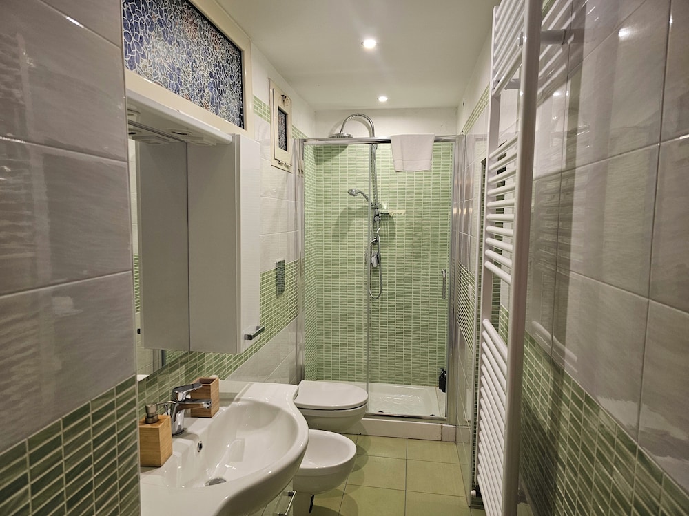 The Spanish Palace suites, rooms, apartments & terraces