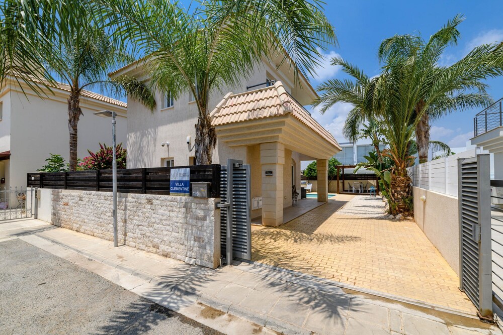 Villa Clementine in Protaras