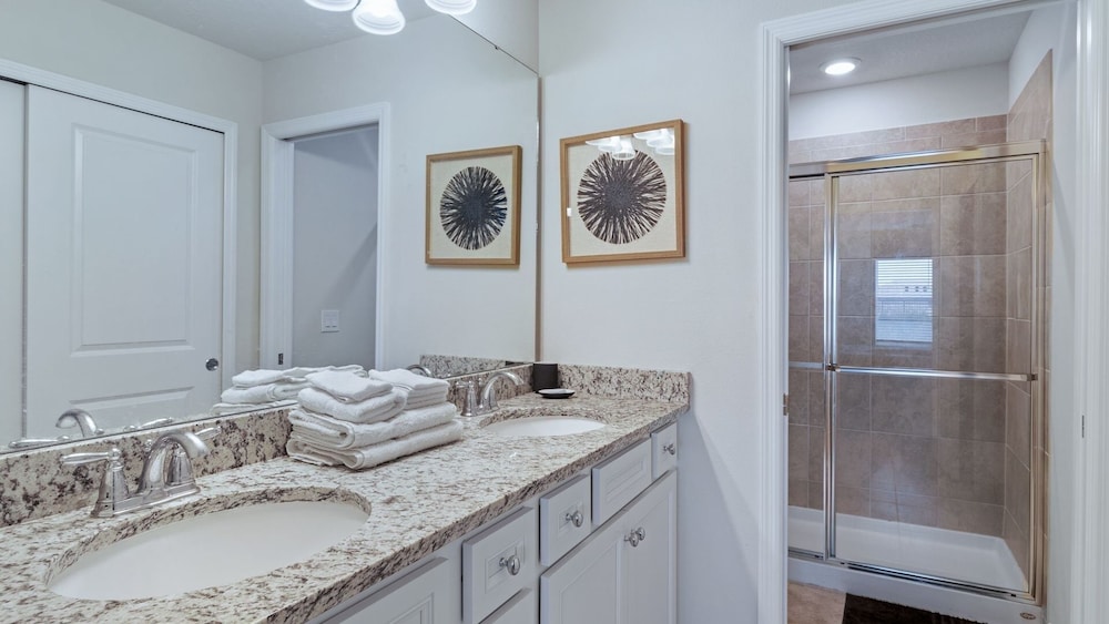 Windsor Island Resort 5 Bedroom Private Pool Townhome 5 Townhouse