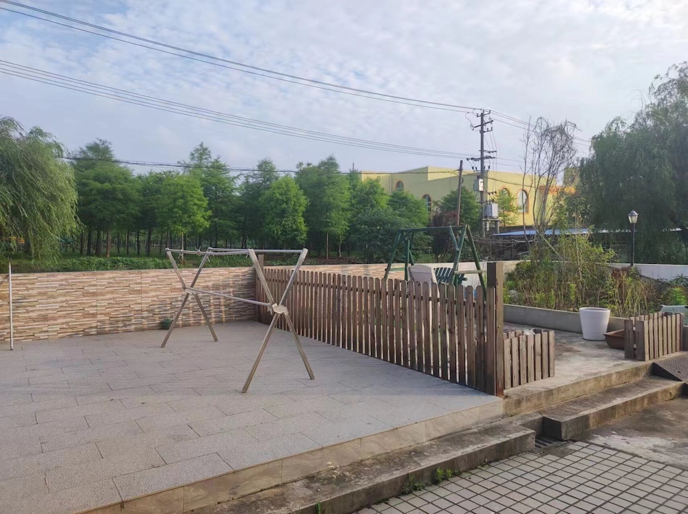 Shanghai HUA XI SHUI XIE Guesthouse