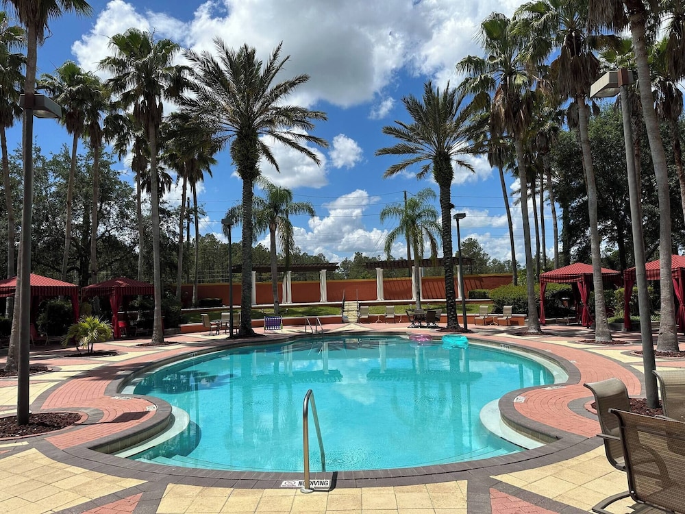 The Beauty of Solana Near Disney and Universal