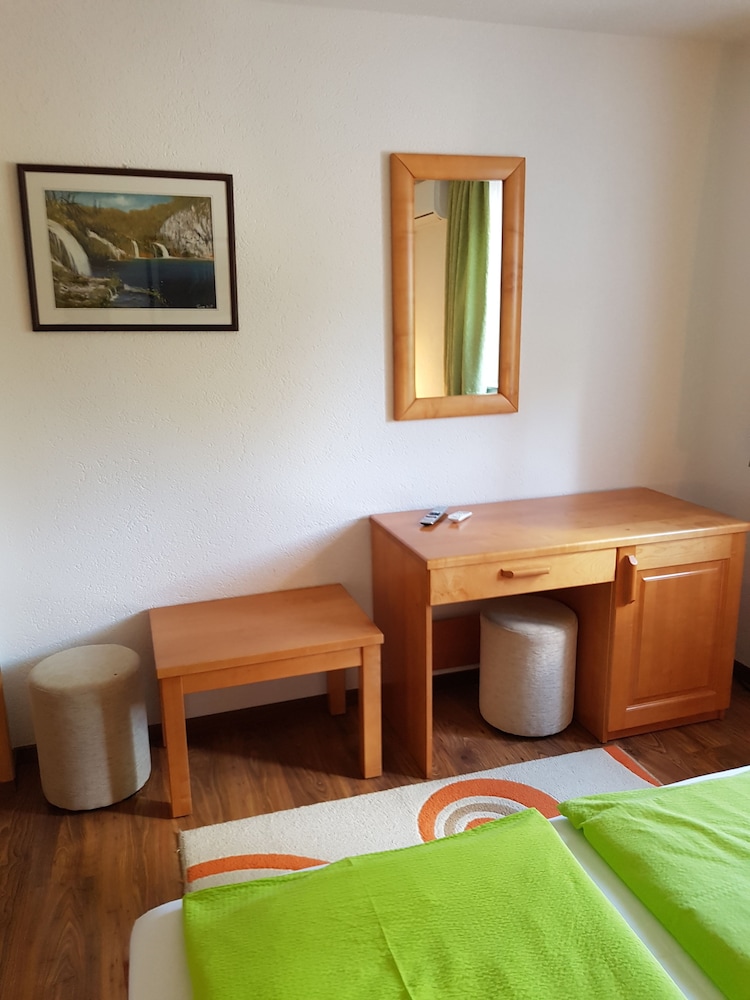 Photo 43
