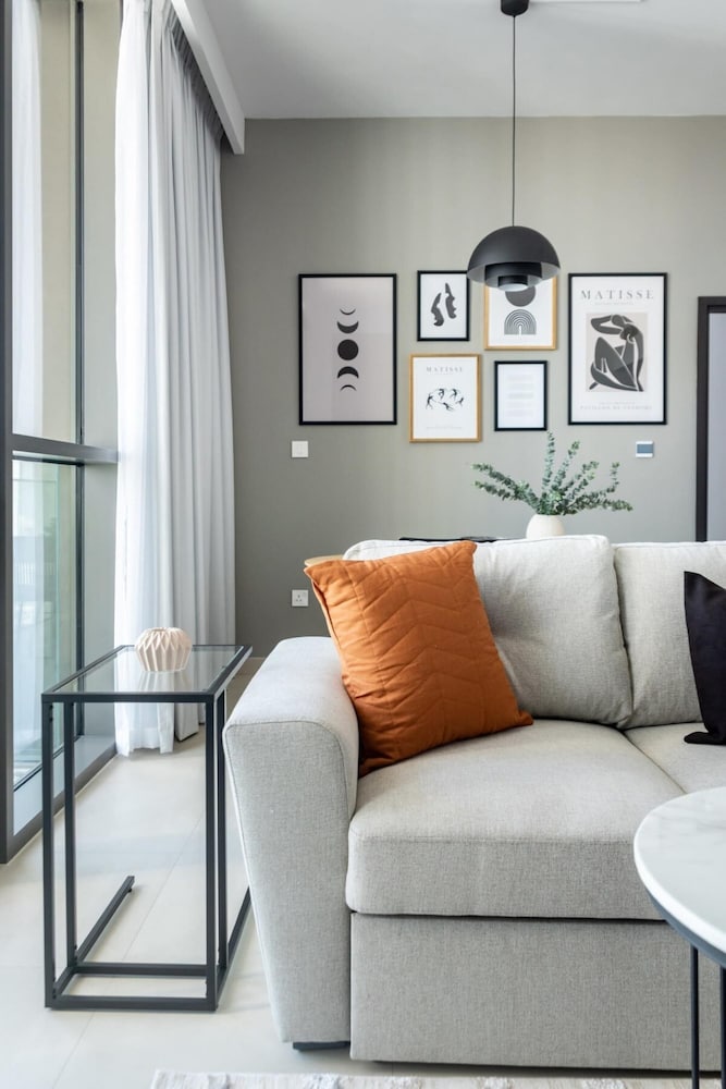 Silkhaus High Floor Connected to Zabeel Mall