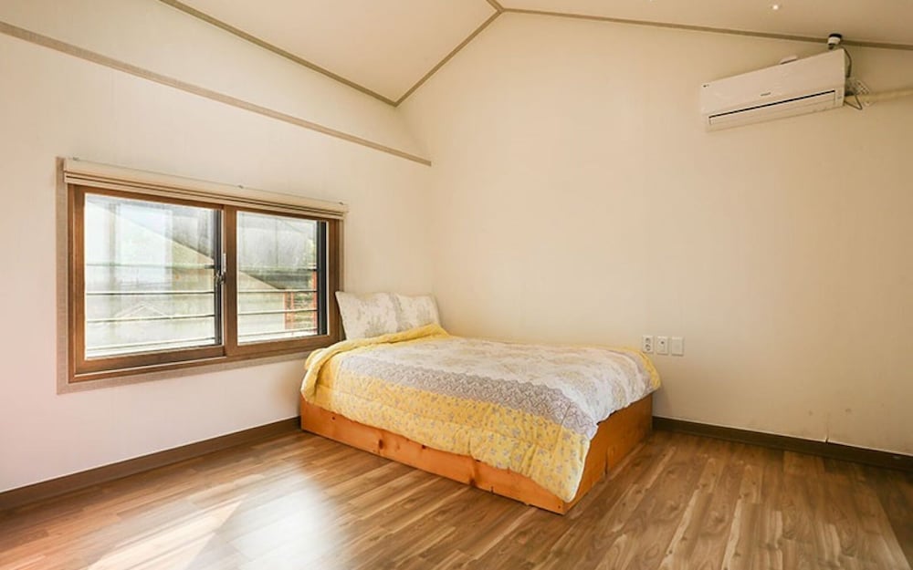 Gyeongju Twin Village Bed and Breakfast