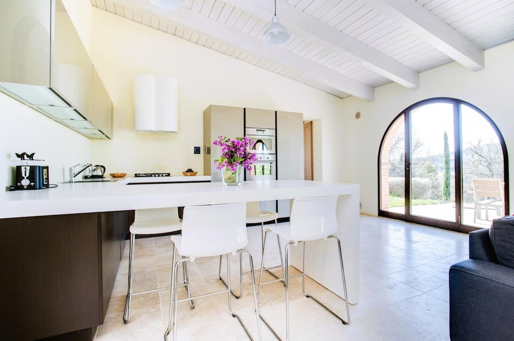 Luxury 2 Rooms Apt Rosemary in Siena Resort photo 5