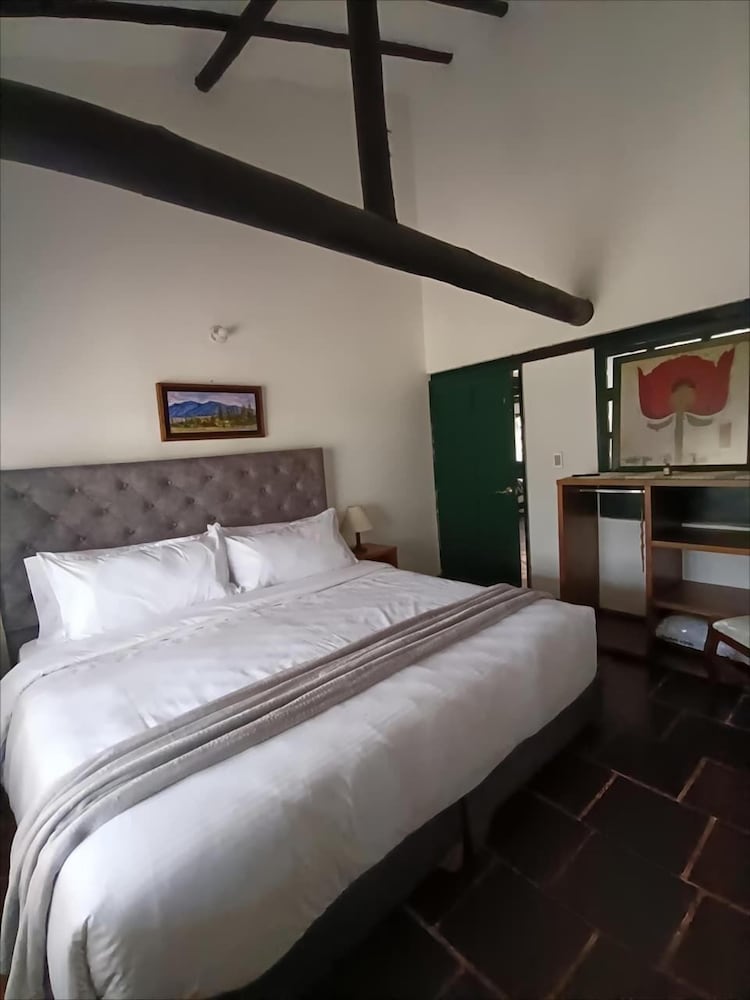 ESTANCIA VILLA BLANCA