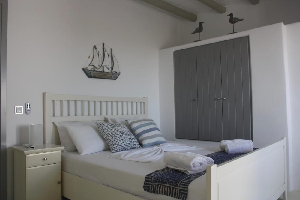Apleton Villas Paros