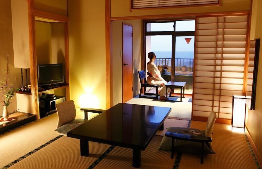 Inatori Toukai Hotel Yuen