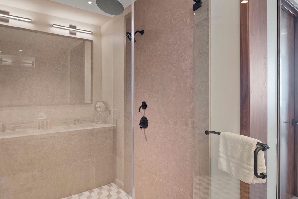 Argent at Deer Valley Resort - Three Bedroom Deluxe #103 3 Condo
