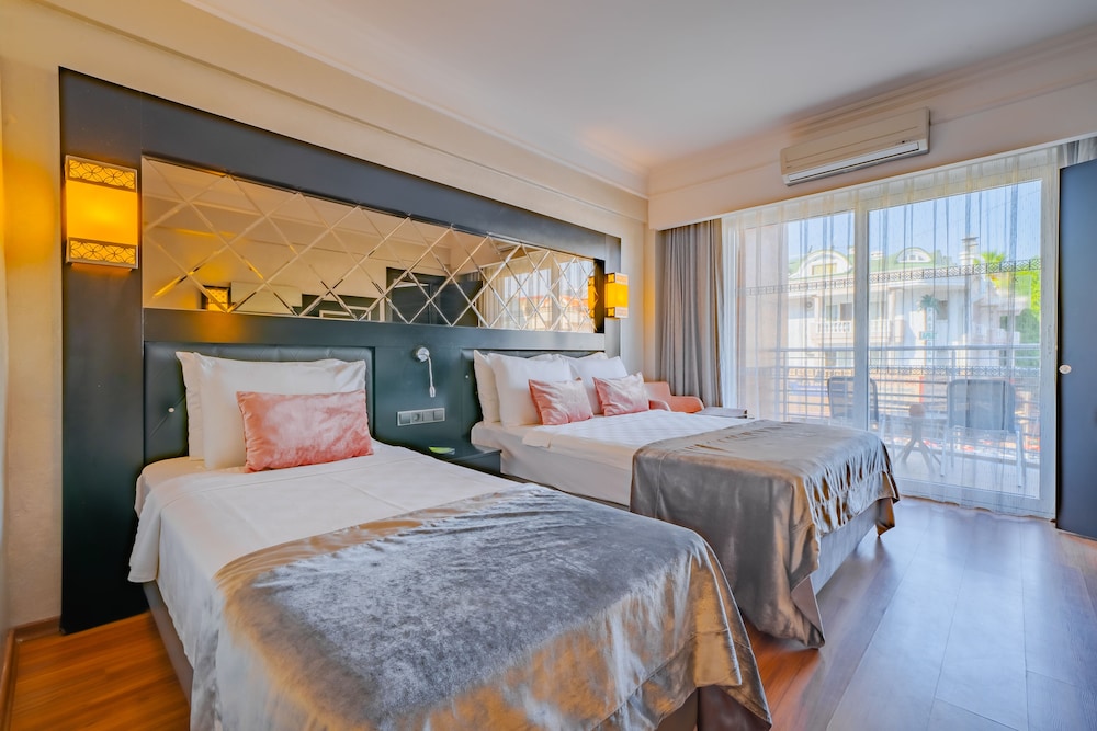 Prime Beach Otel Ex Ideal Prime Beach - Image 33