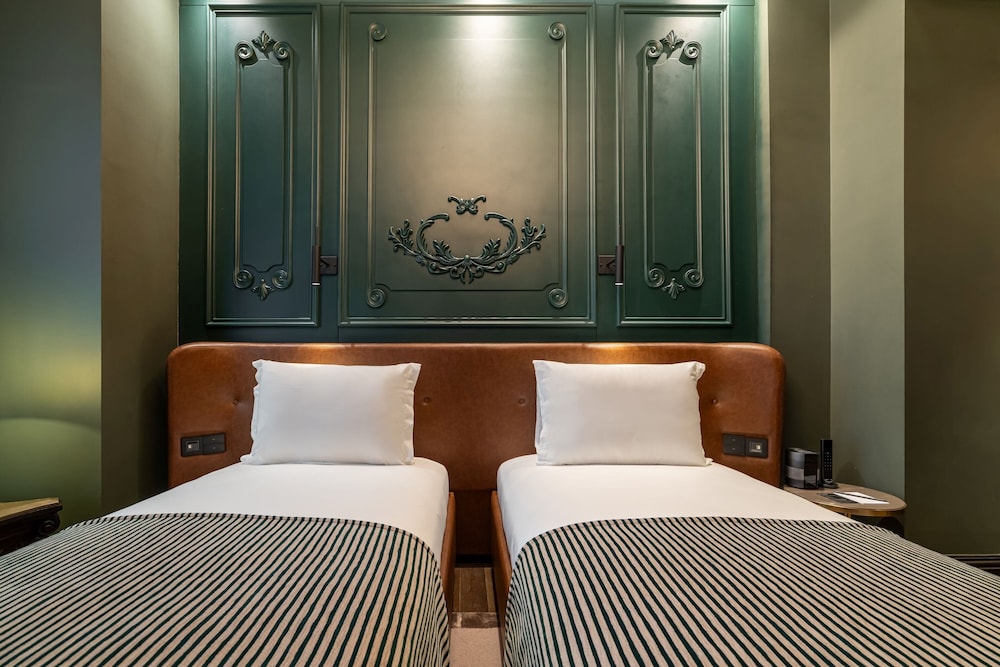 Orient Occident Hotel Istanbul, Autograph Collection 35