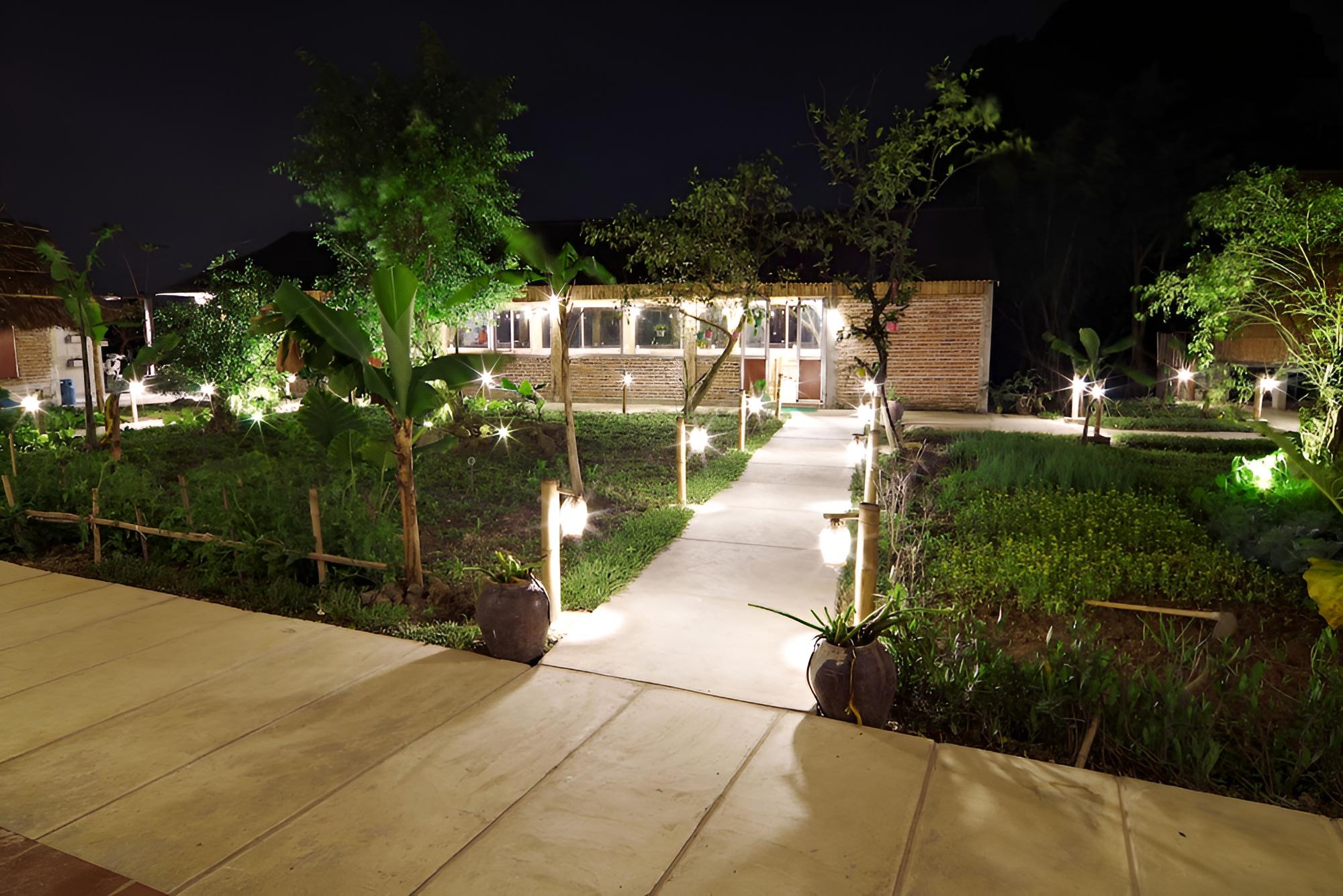 Trang An Lim Garden