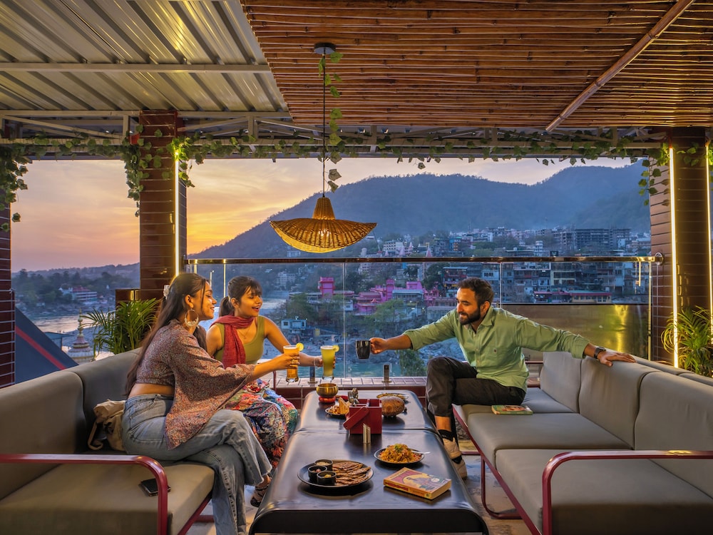 The Hosteller Rishikesh, Ganges